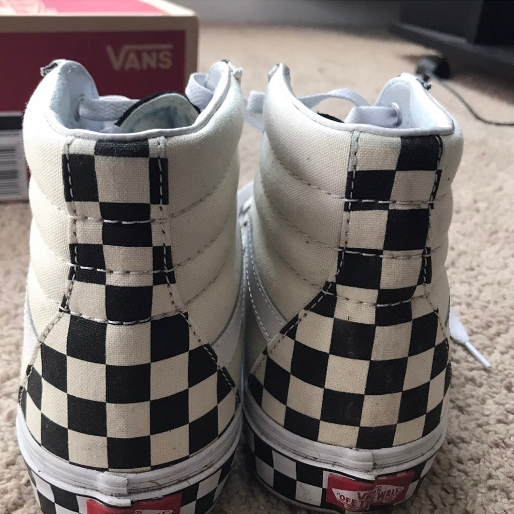 vans - Picture 3 of 4
